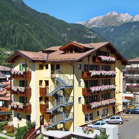 Sport Hotel Sass Maor Predazzo Esterno foto