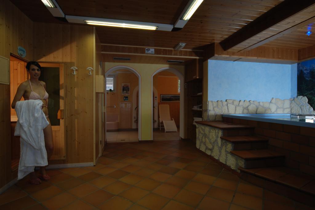 Sport Hotel Sass Maor Predazzo Esterno foto