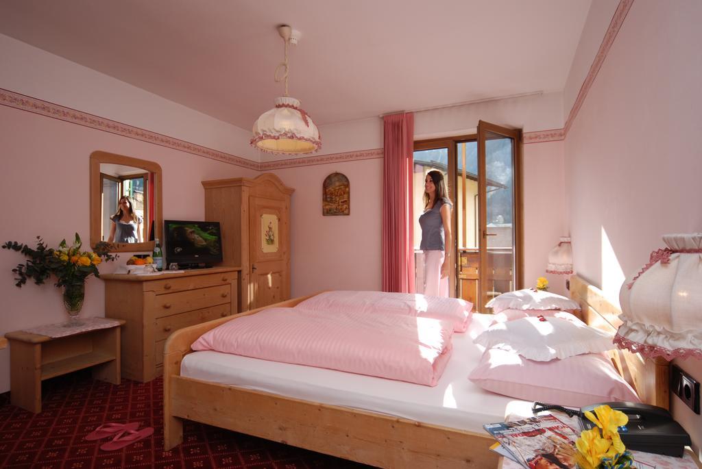 Sport Hotel Sass Maor Predazzo Esterno foto